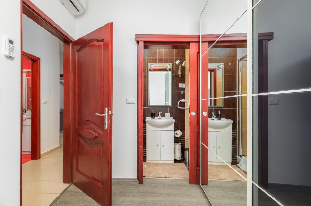 Apartment Augusto - Sea View Pula Ngoại thất bức ảnh