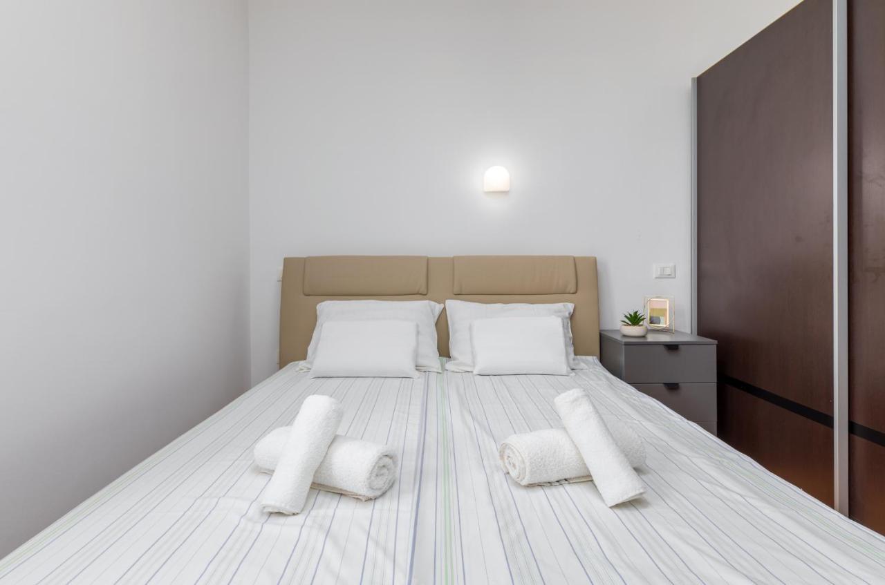 Apartment Augusto - Sea View Pula Ngoại thất bức ảnh